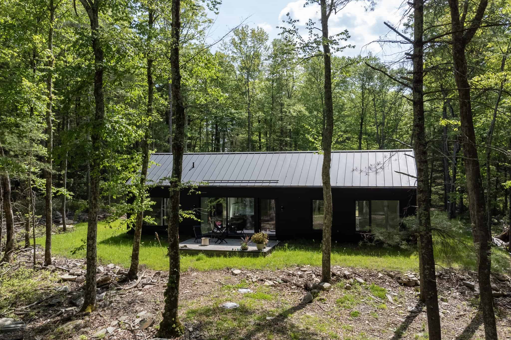 Sun Moon Cabin - Image 1